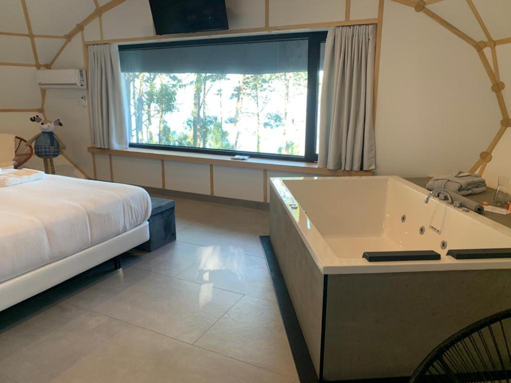 Hotel Glamping Do Mar Baiona Exterior foto